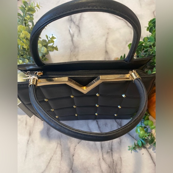 Alyssa Vegan Handbag - Picture 8 of 9